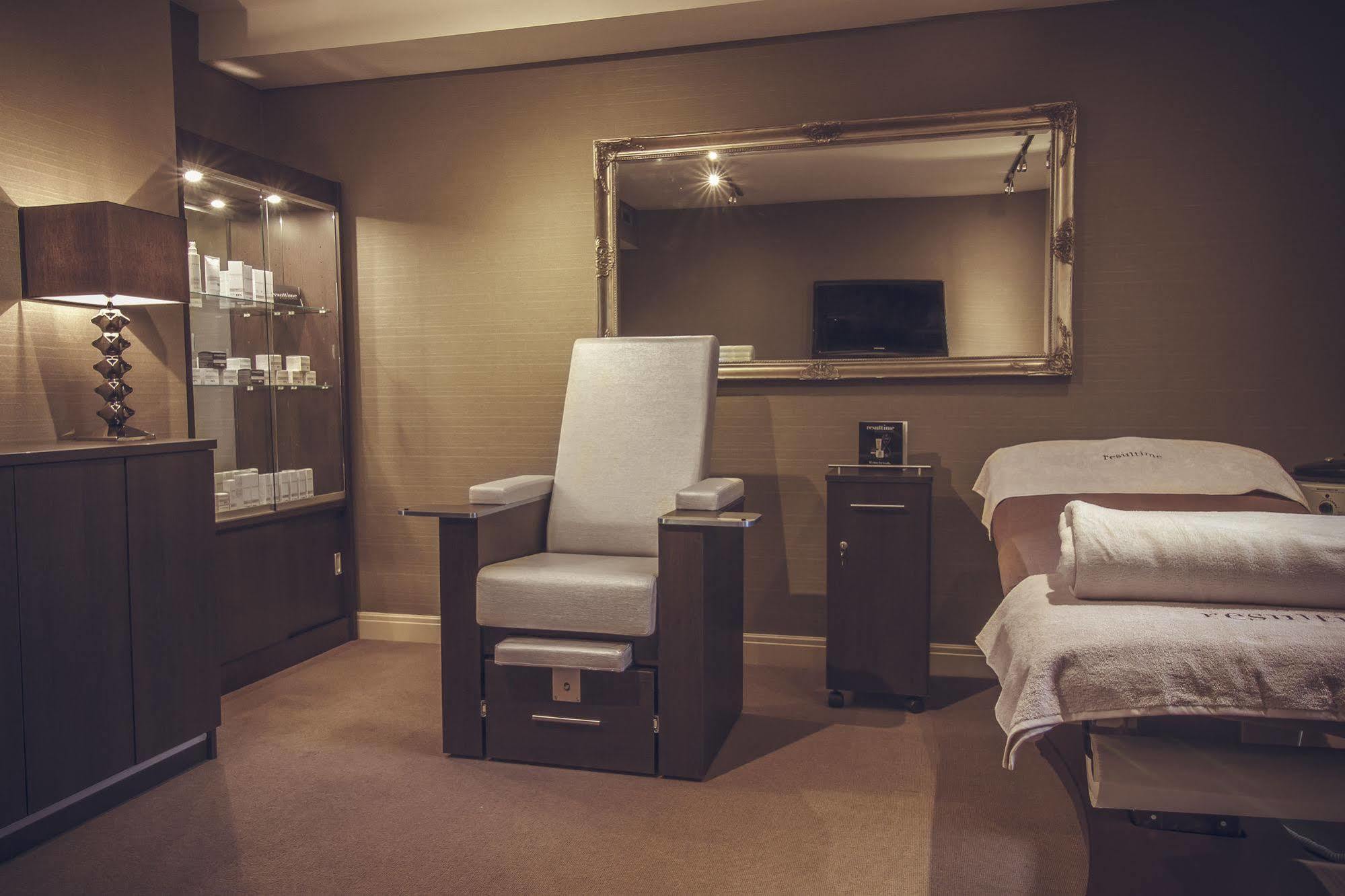 Peak Edge Hotel Chesterfield Luaran gambar